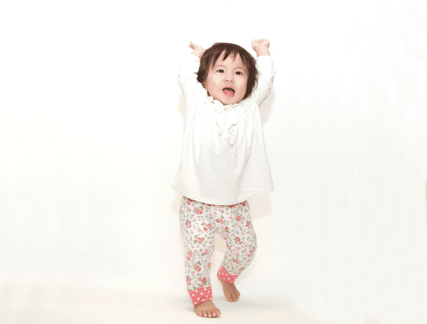 喜んでいる子ども