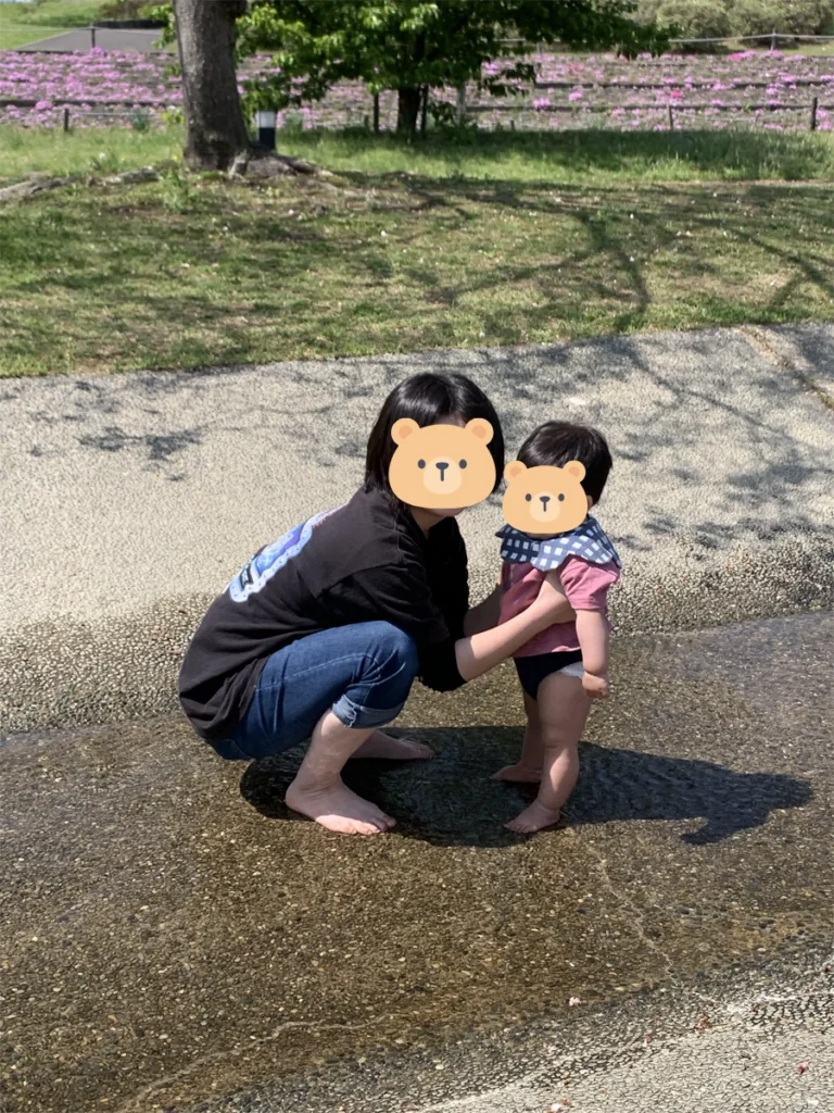 矢板市長嶺公園|暑い日は小川で水遊び