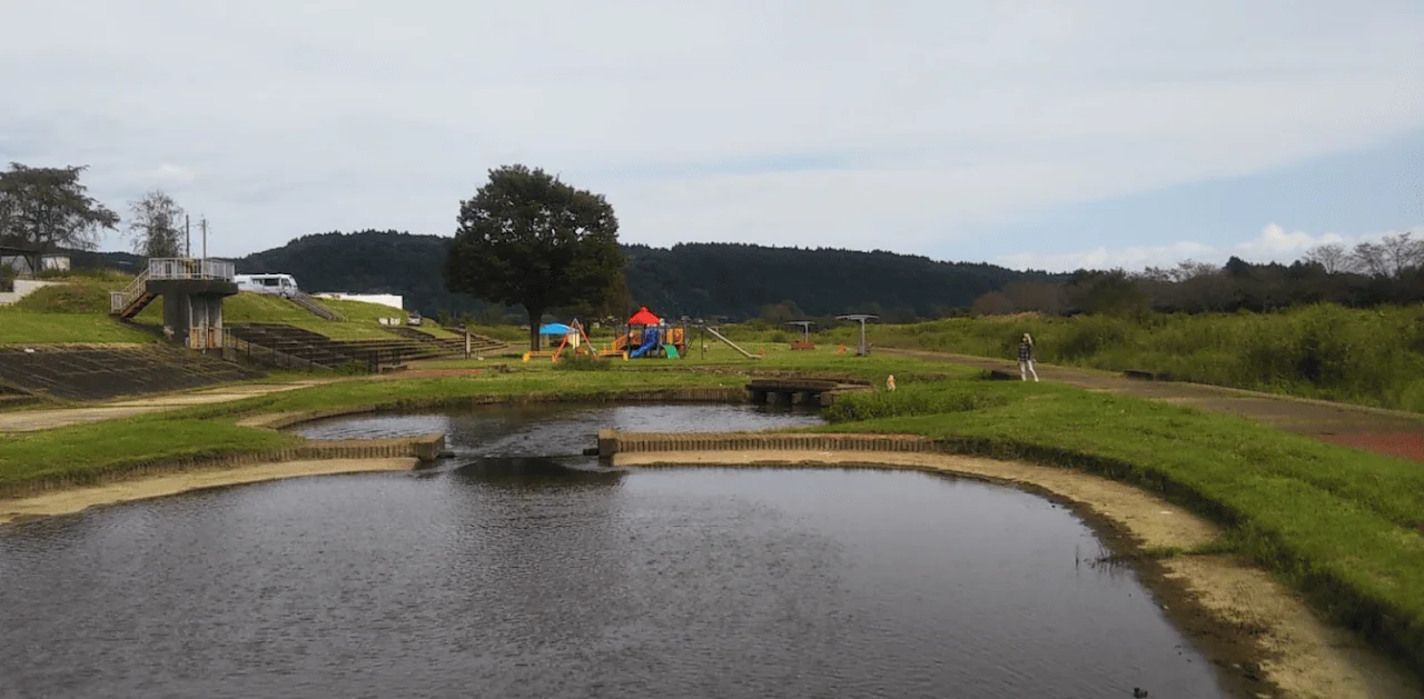 栃木県さくら市|荒川水辺公園(ジョイフルブルーパーク)じゃぶじゃぶ池